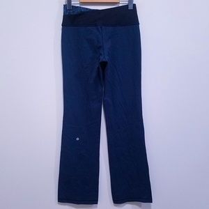 Lululemon Black and Blue Yoga Pants
